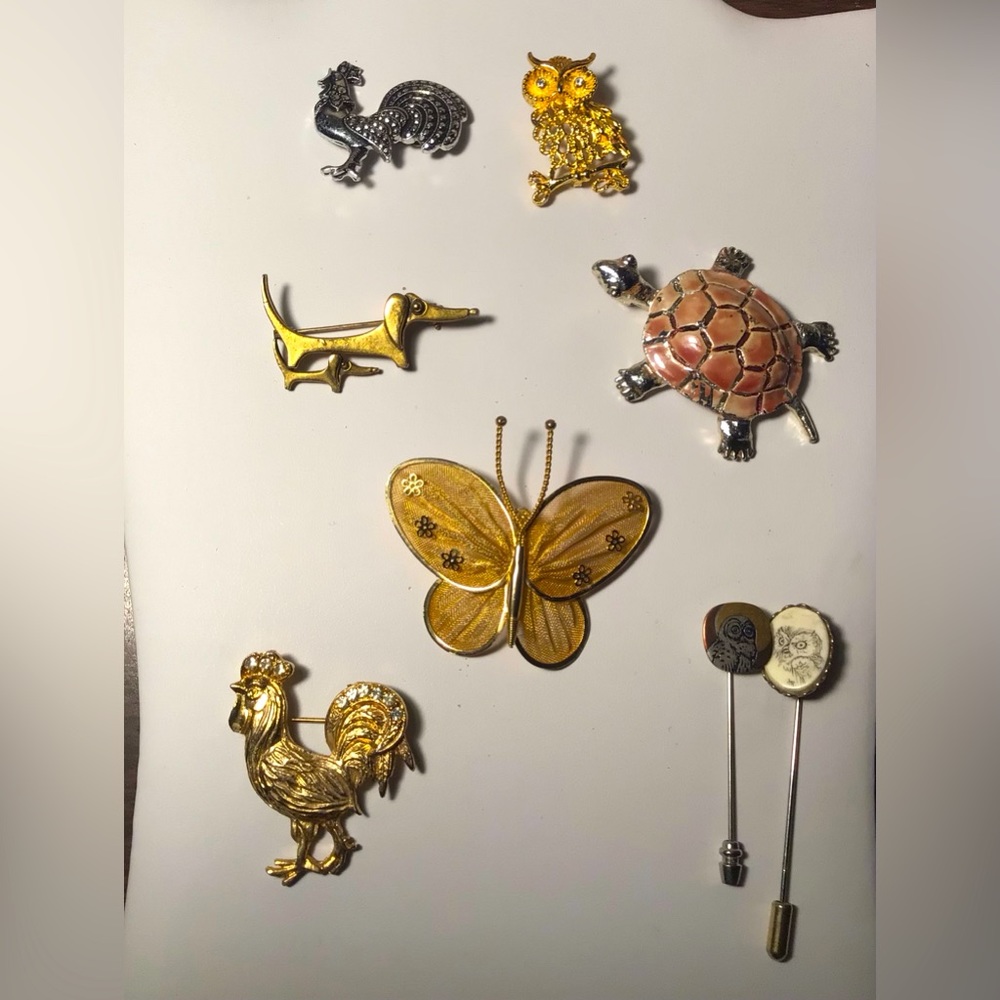 8 Vintage Animal Brooches
